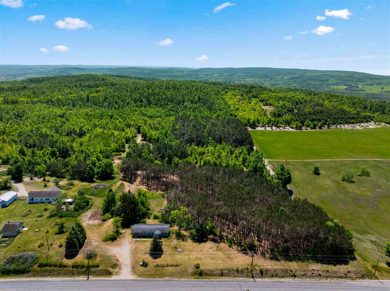 5512 E Mitchell Road Petoskey MI 49770