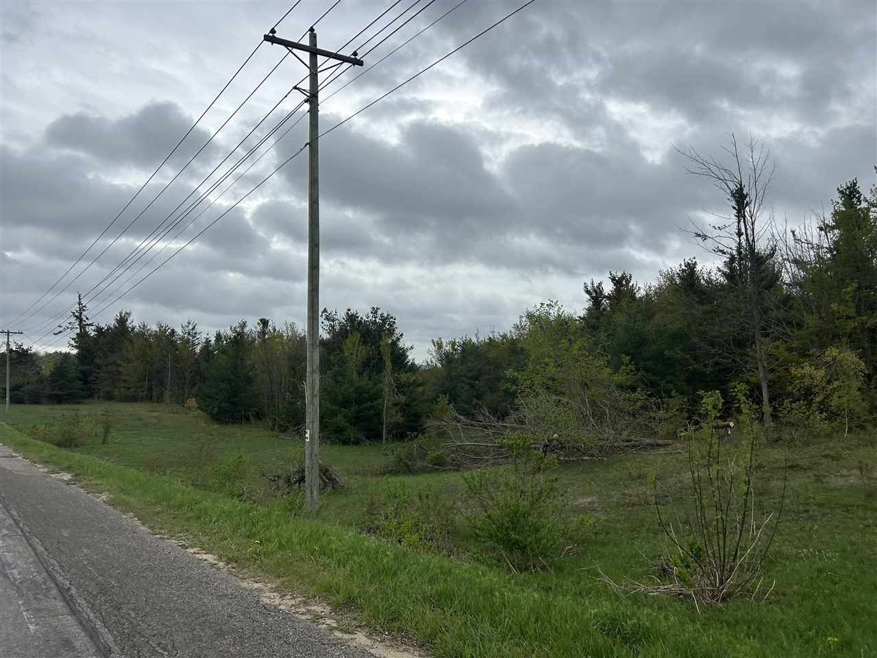 5512 E Mitchell Road Petoskey MI 49770