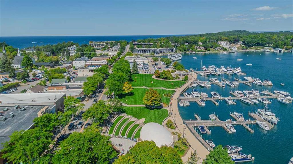101 W Hurlbut Charlevoix MI 49720