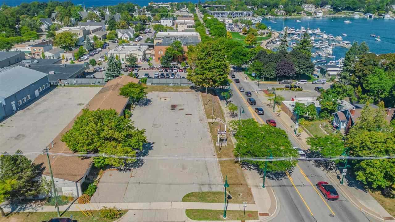 101 W Hurlbut Charlevoix MI 49720