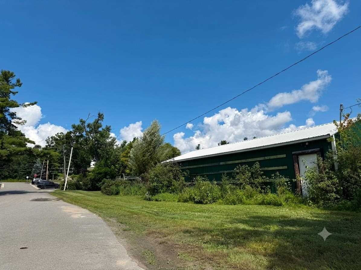 6261 & 6234 East Street Alanson MI 49706