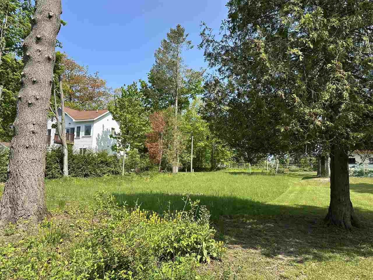443 W Summit Street Harbor Springs MI 49740