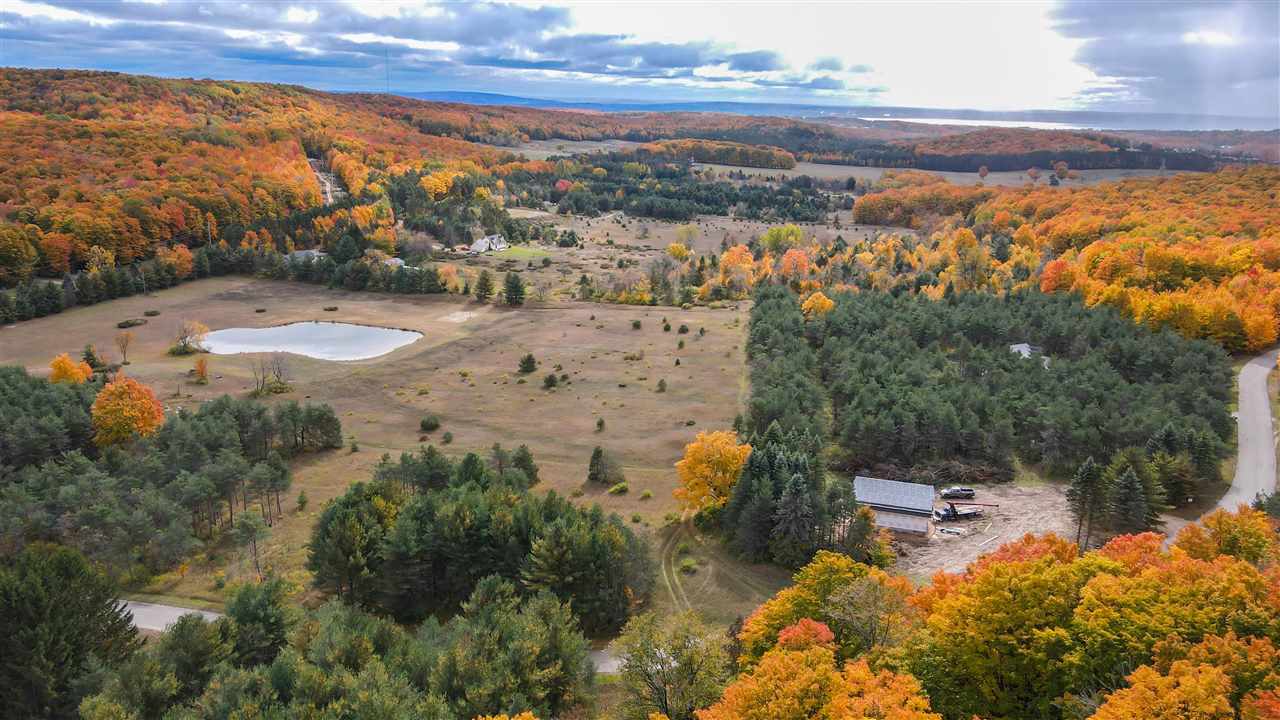 3129 Needles Drive Harbor Springs MI 49740