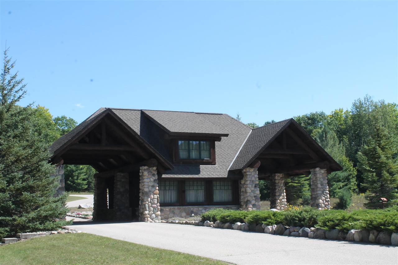 Tbd Wintergreen Harbor Springs MI 49770