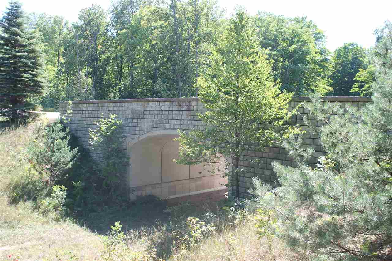 Tbd Wintergreen Harbor Springs MI 49770