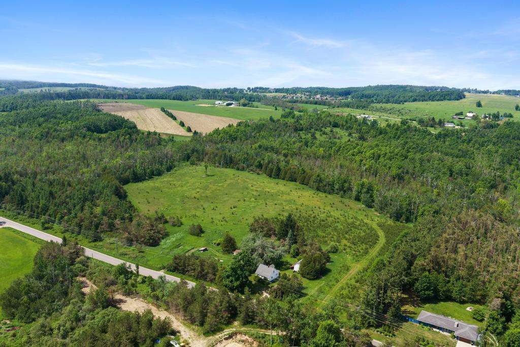 2978 Intertown Petoskey MI 49770