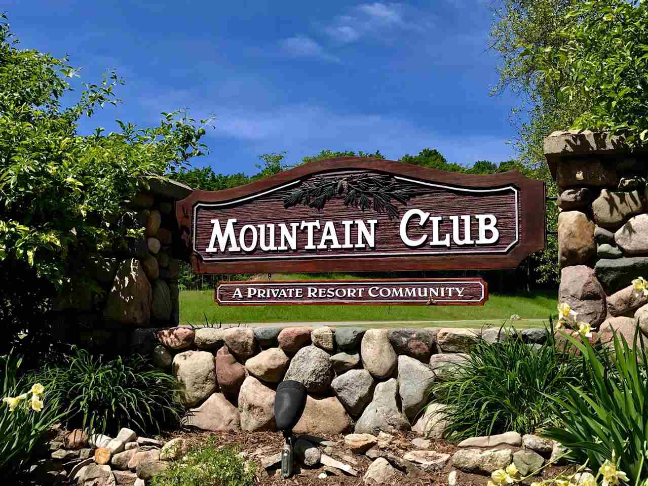 Tbd Mountain Valley Drive Boyne City MI 49712