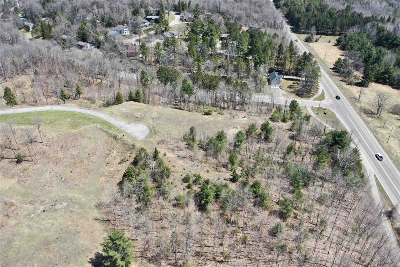 8084 Broken Ridge East Harbor Springs MI 49740