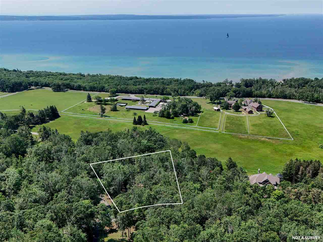 1222 Timber Pass Harbor Springs MI 49740