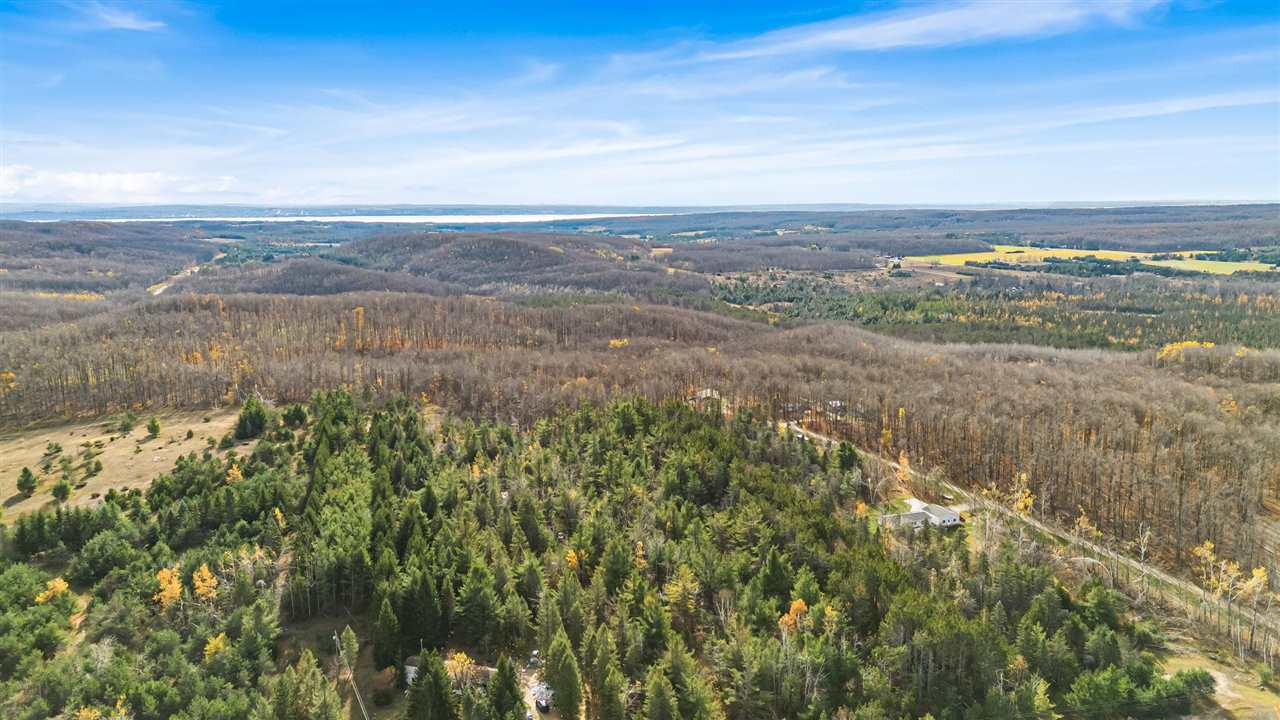 Tbd W Stutsmansville Road Harbor Springs MI 49740