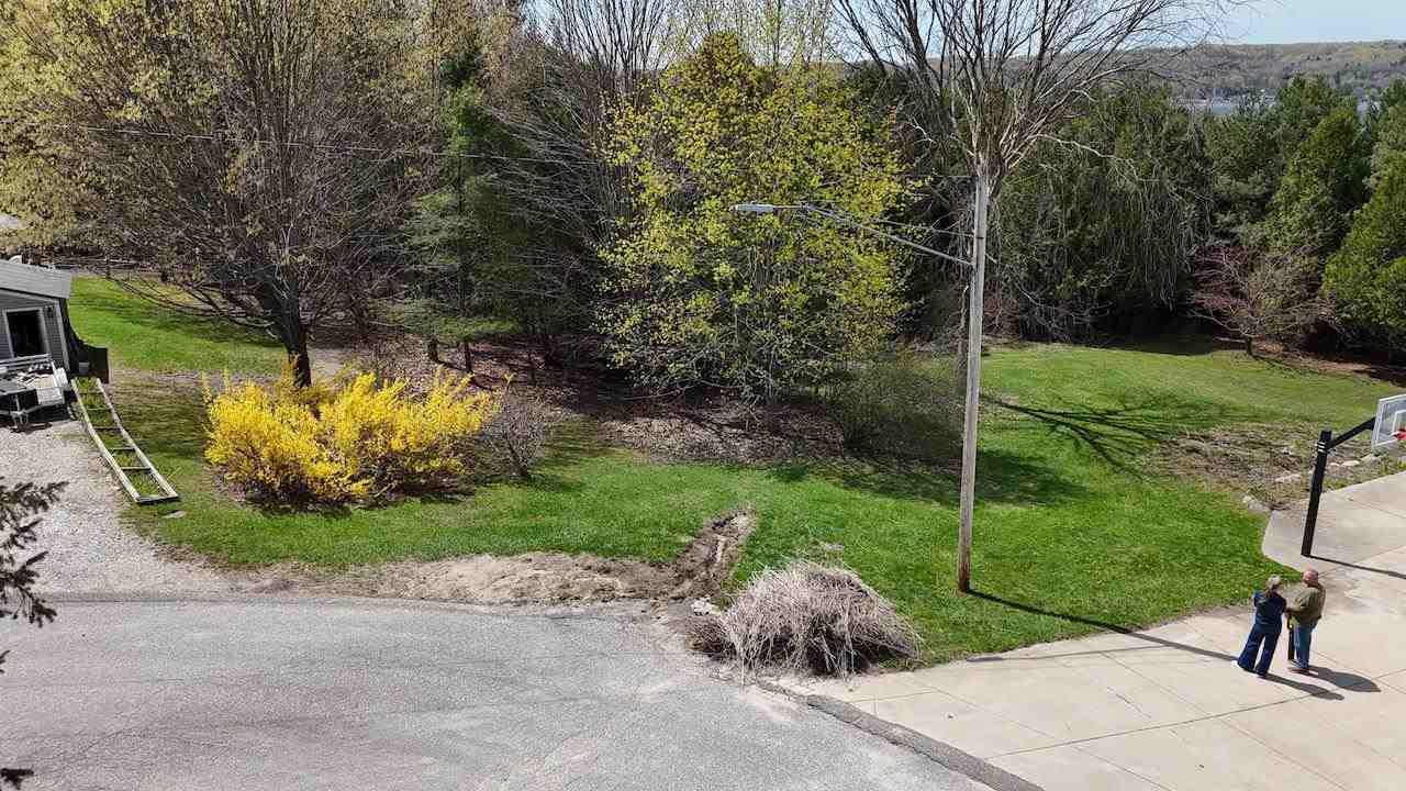 120 Lakeview Drive East Jordan MI 49727