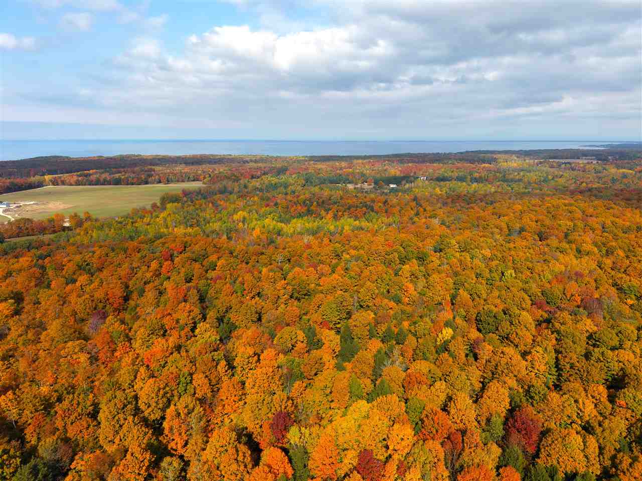 4722 State Road & 147 Acres V/l Division Harbor Springs MI 49740