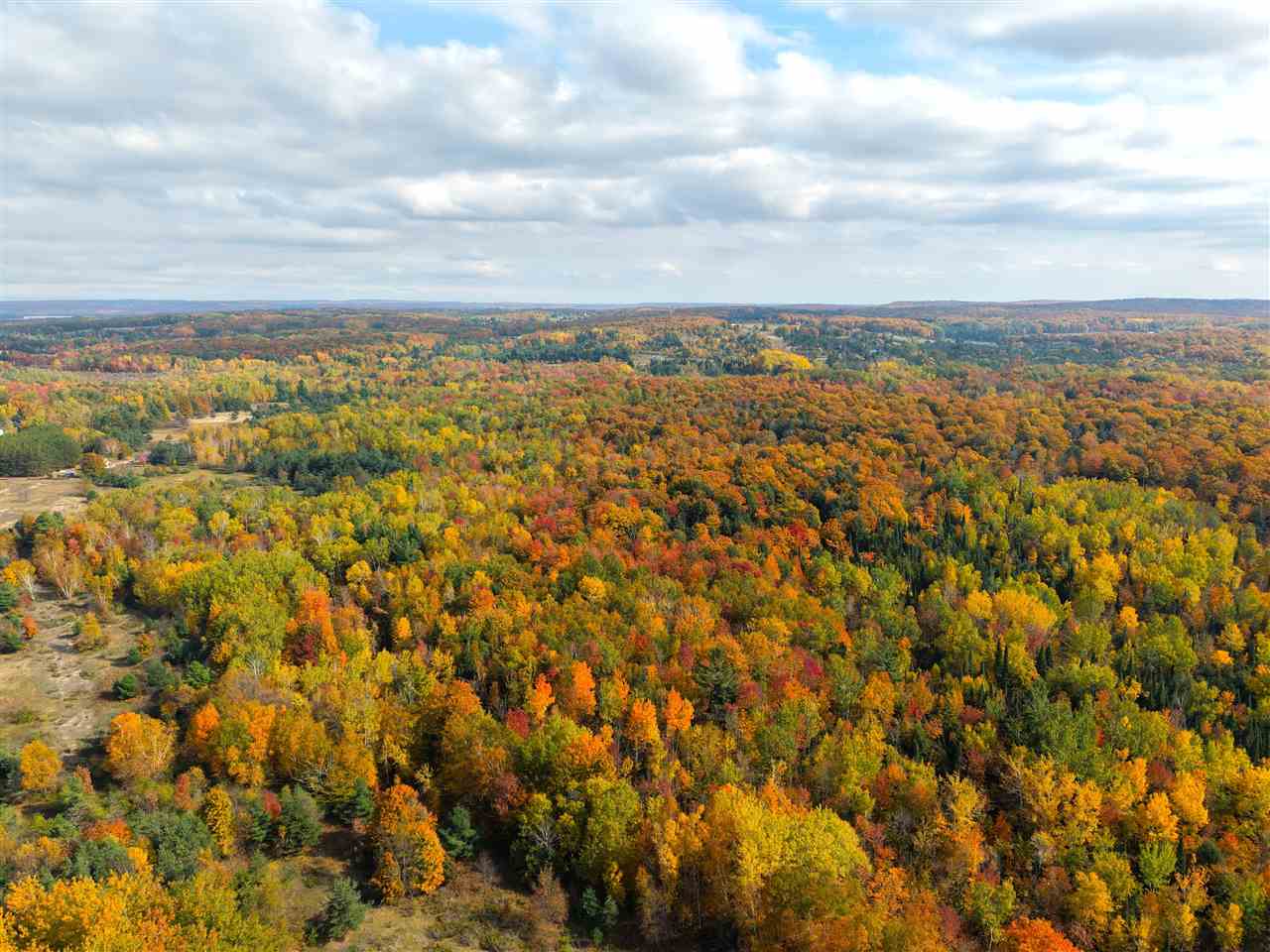 4722 State Road & 147 Acres V/l Division Harbor Springs MI 49740