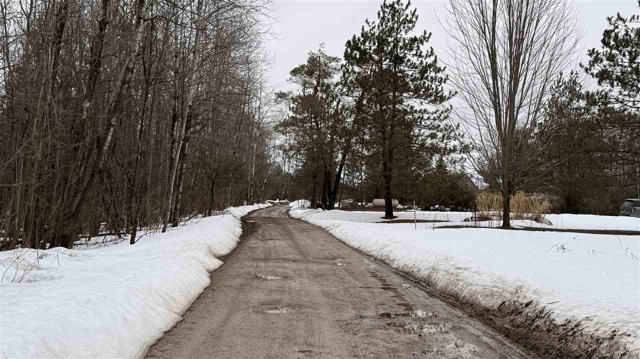 1300 Saw Mill Lane Charlevoix MI 49720