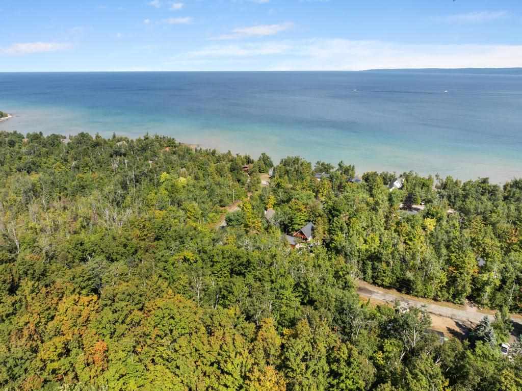 6768 Michigan Shores Drive Charlevoix MI 49720