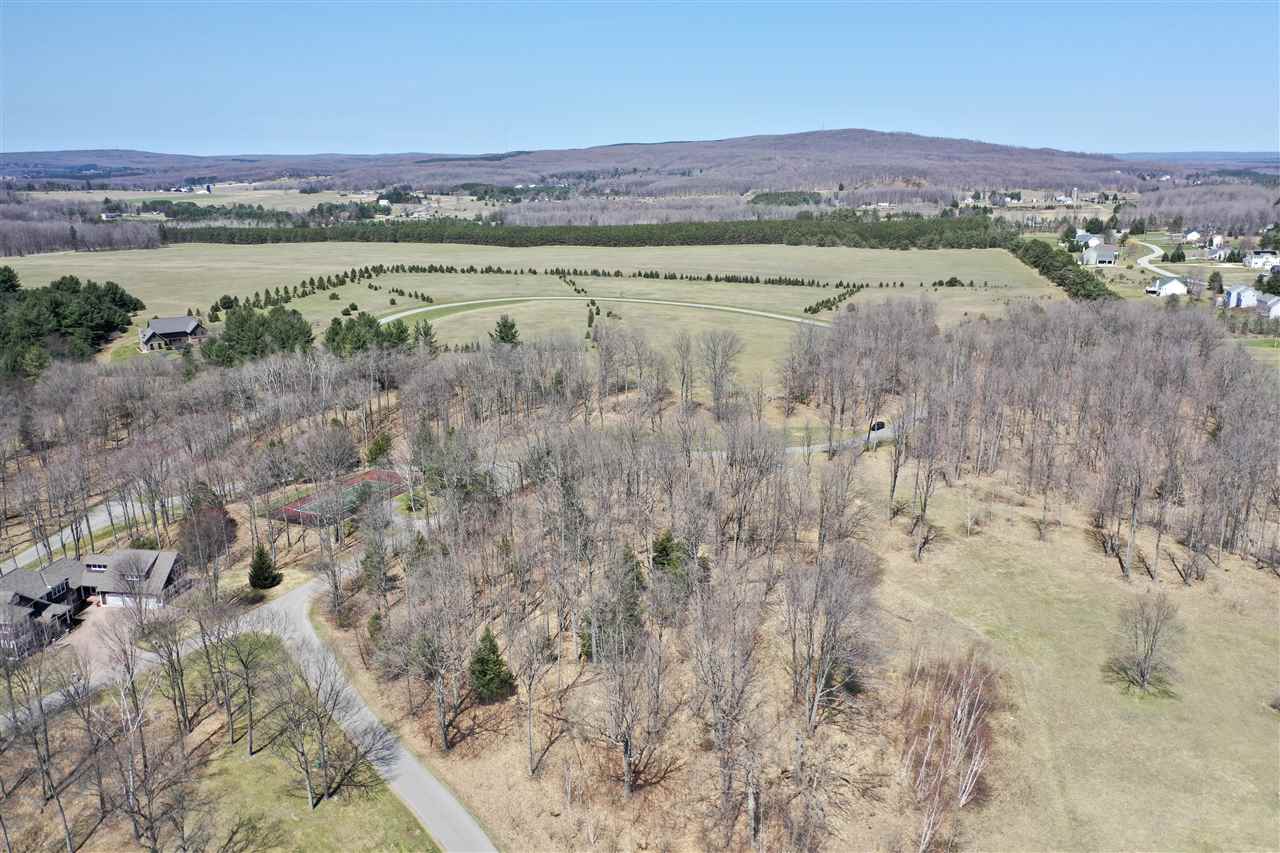 7880 Lindy Lane Harbor Springs MI 49740