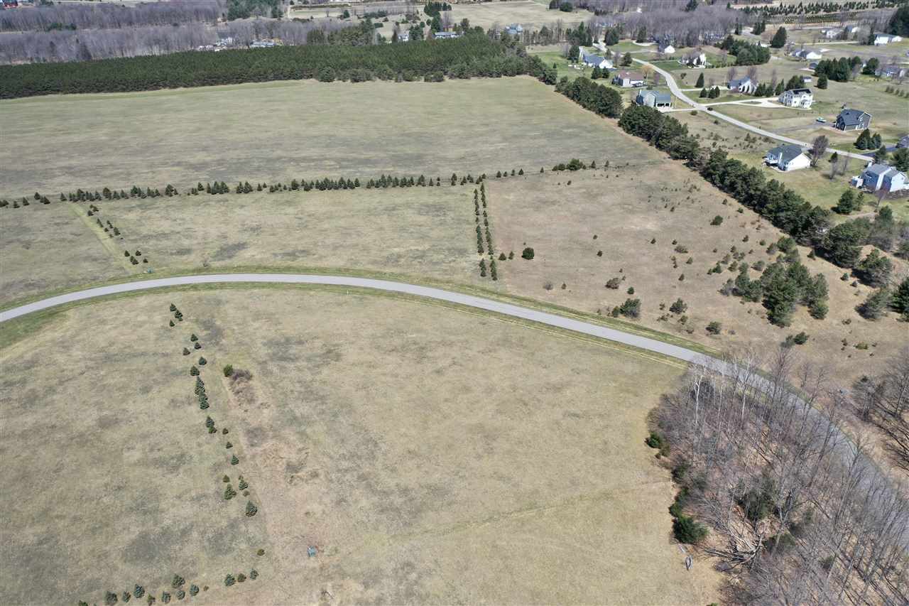 7880 Lindy Lane Harbor Springs MI 49740