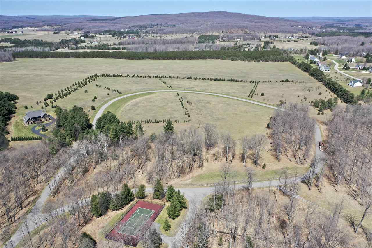 7880 Lindy Lane Harbor Springs MI 49740