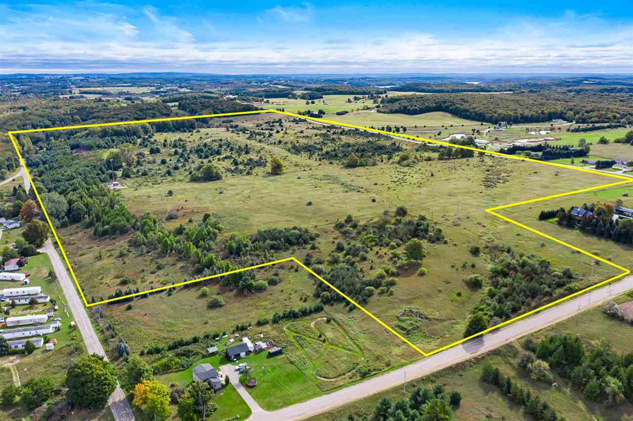 7341 Upper Bayshore Road Petoskey MI 49720-0000