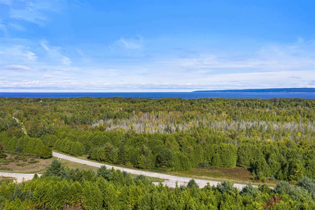 7341 Upper Bayshore Road Petoskey MI 49720-0000