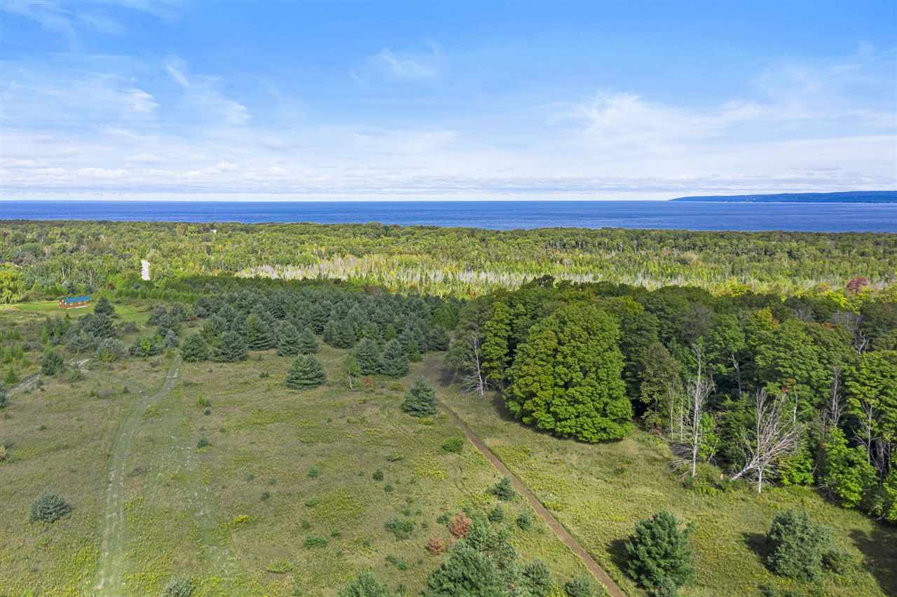 7341 Upper Bayshore Road Petoskey MI 49720-0000