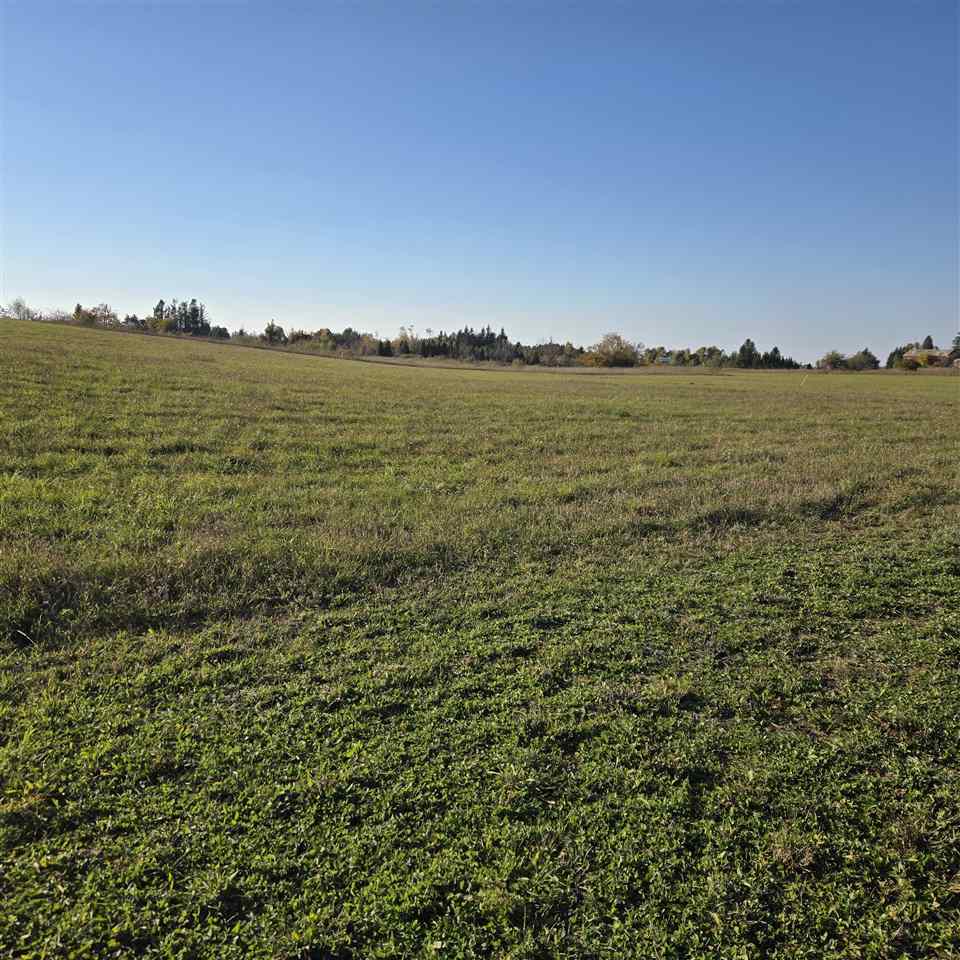 1960 Farm View Lane Petoskey MI 49770