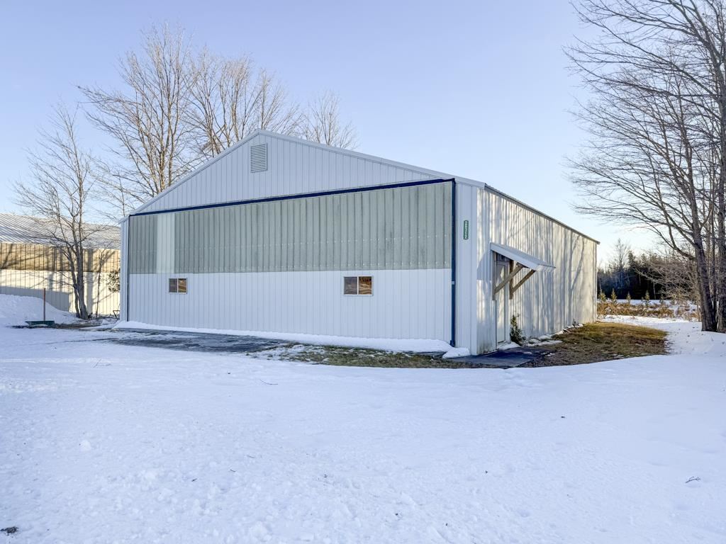 26312 Hangar Road (PVT.) Beaver Island MI 49782