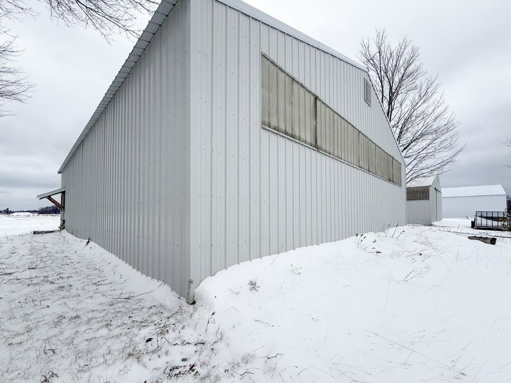 26312 Hangar Road (PVT.) Beaver Island MI 49782