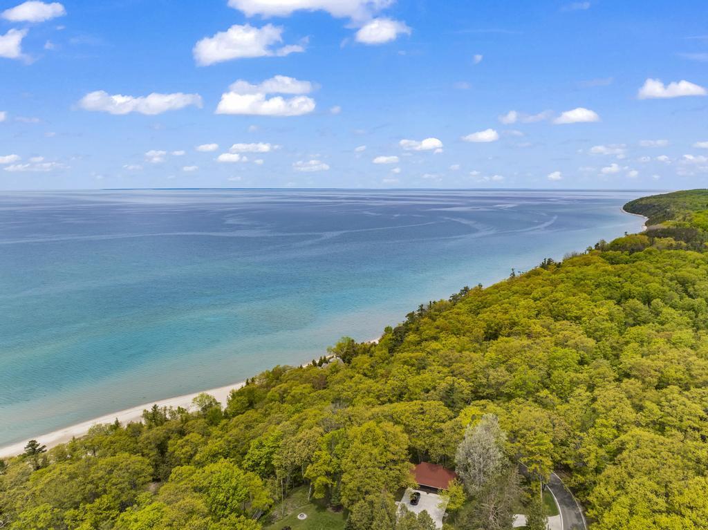 4260 S Lake Shore Drive Harbor Springs MI 49740