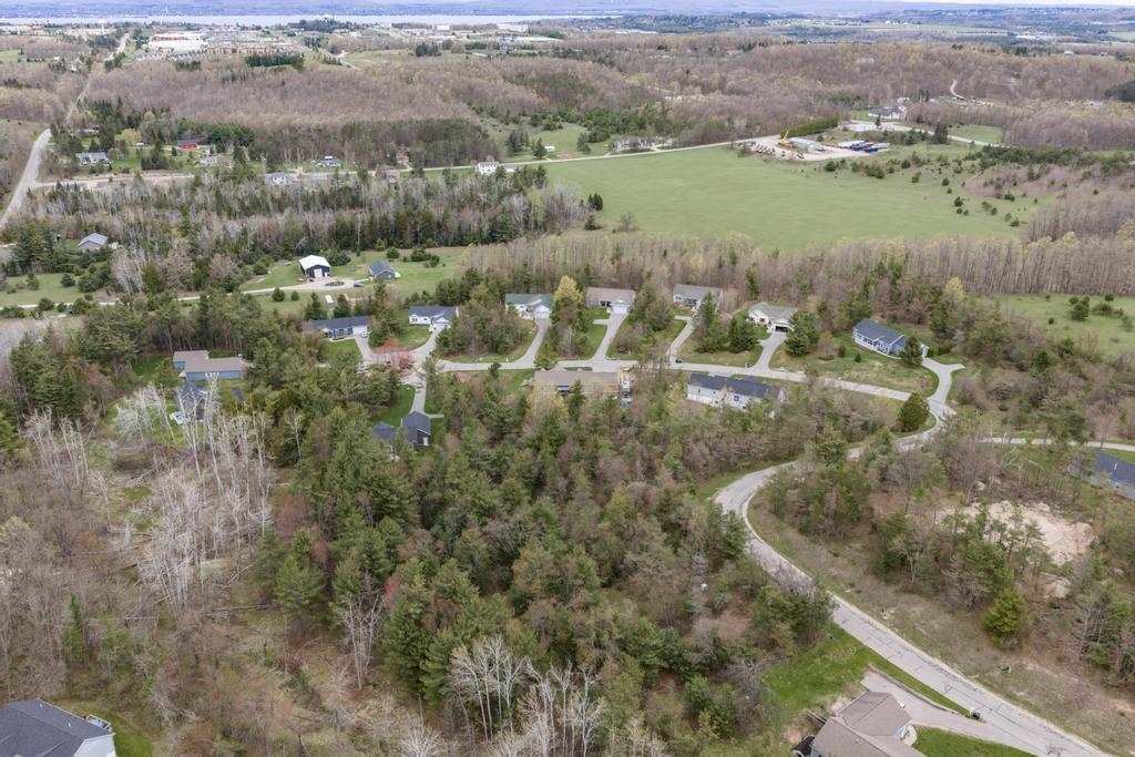 3438 Annie's Way Petoskey MI 49770