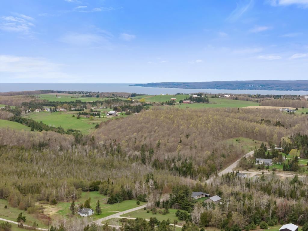 3438 Annie's Way Petoskey MI 49770