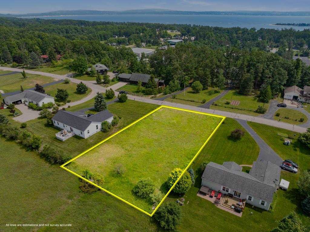 3154 Pete's Run Harbor Springs MI 49740