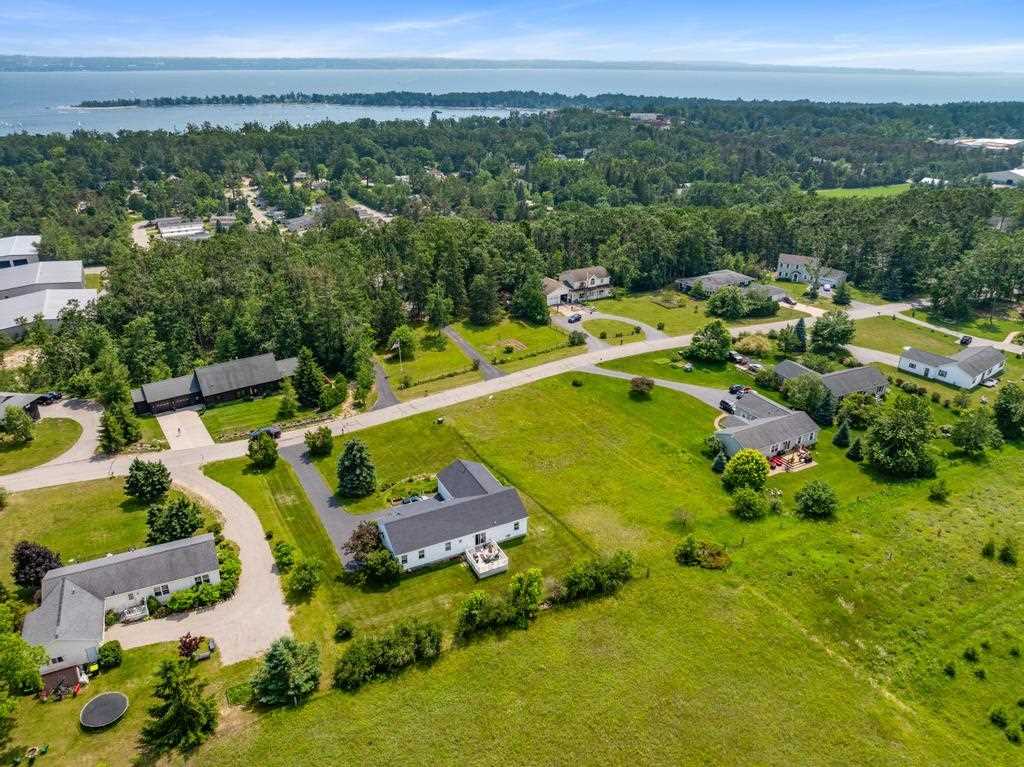 3154 Pete's Run Harbor Springs MI 49740