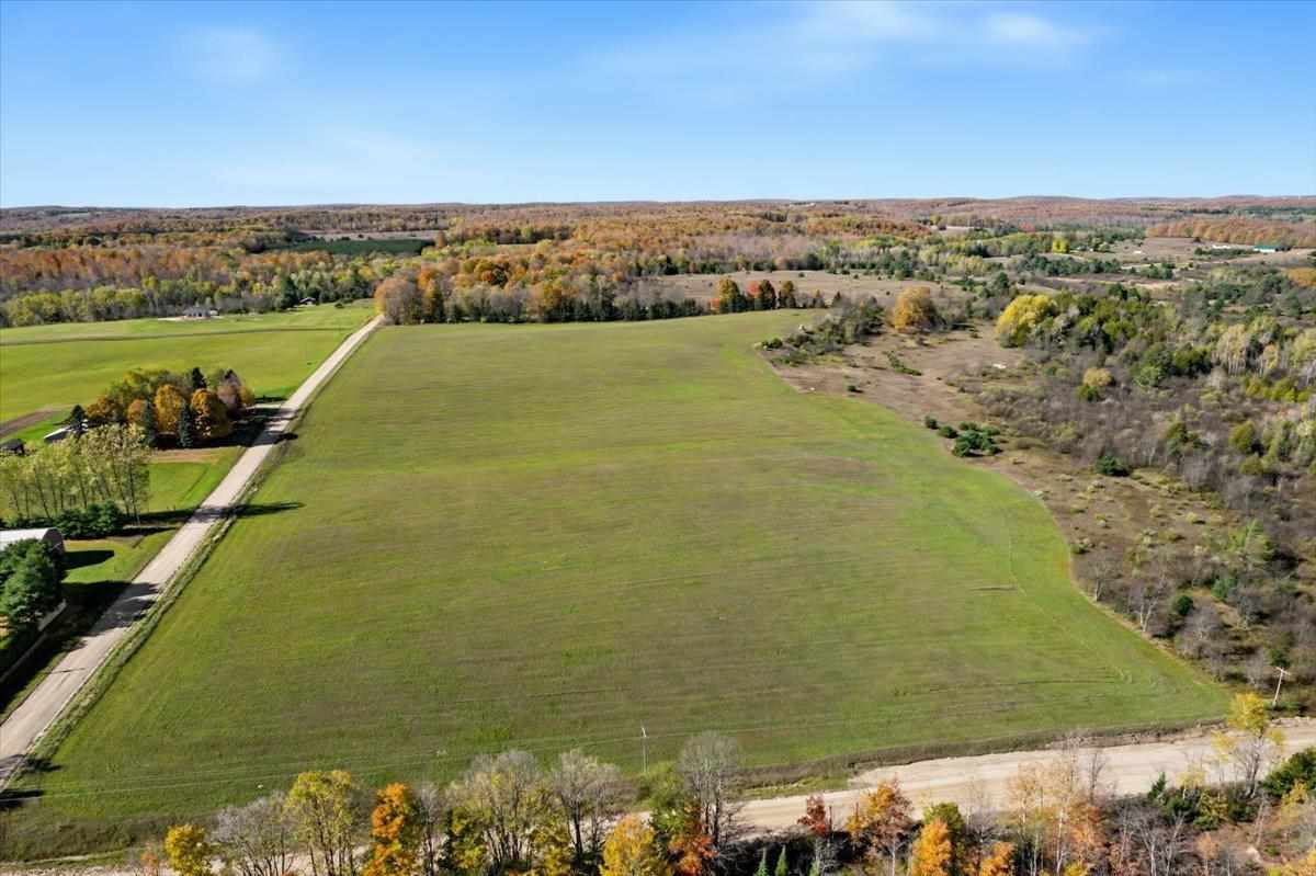 Tbd Lacroix East Jordan MI 49727