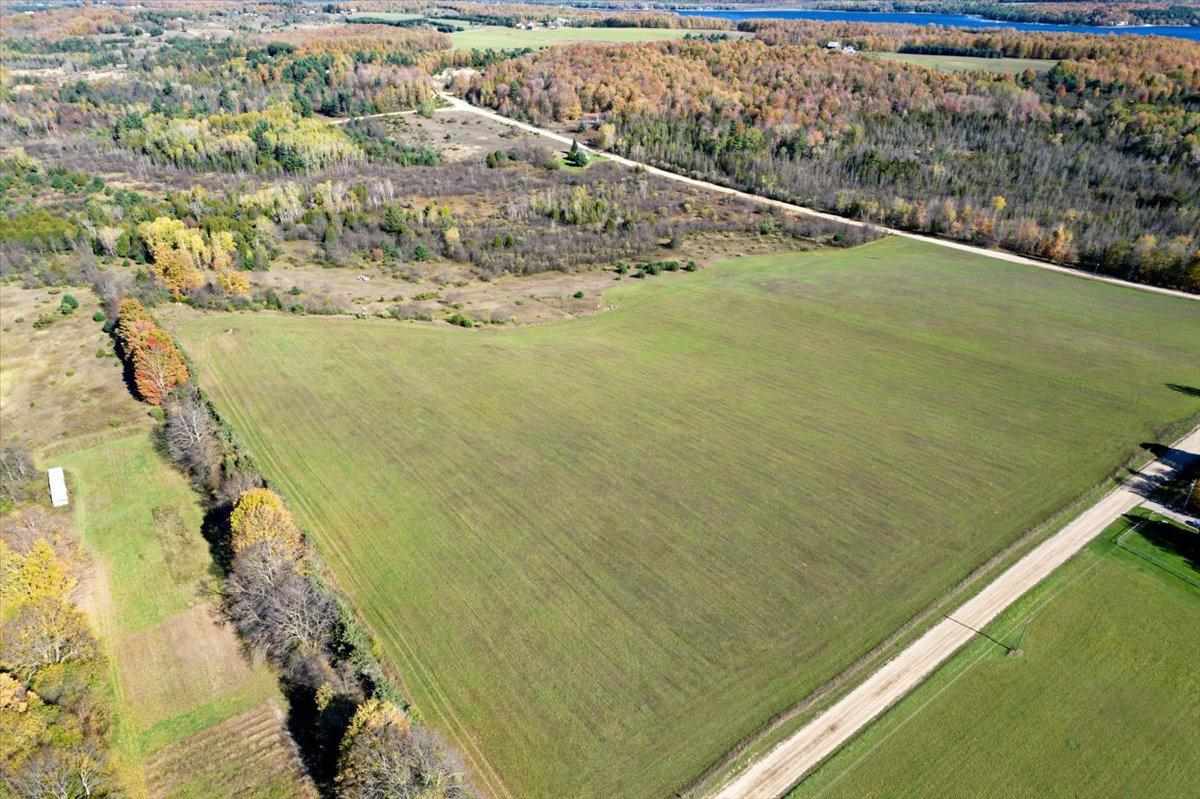 Tbd Lacroix East Jordan MI 49727