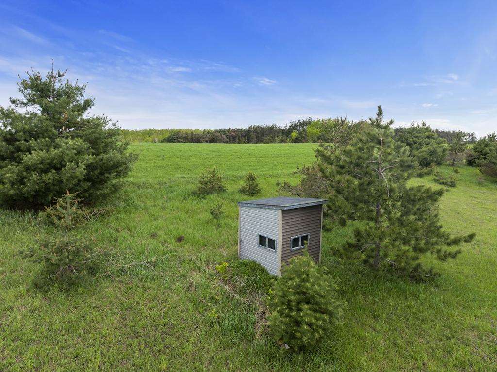 15210 Ferry Road Charlevoix MI 49720