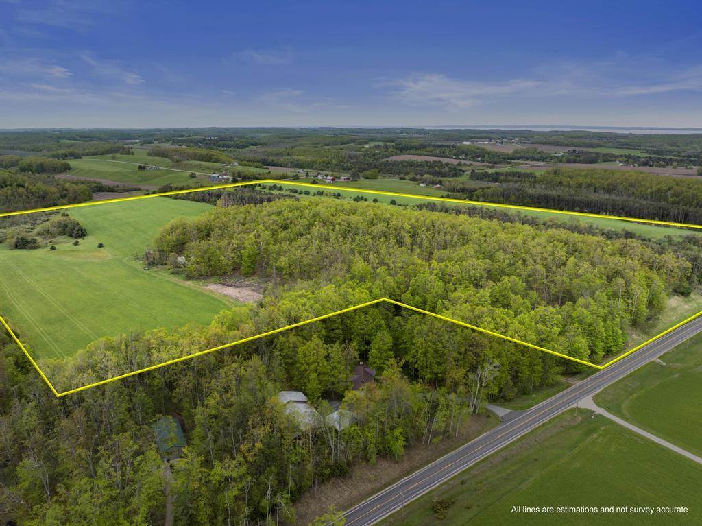 15210 Ferry Road Charlevoix MI 49720