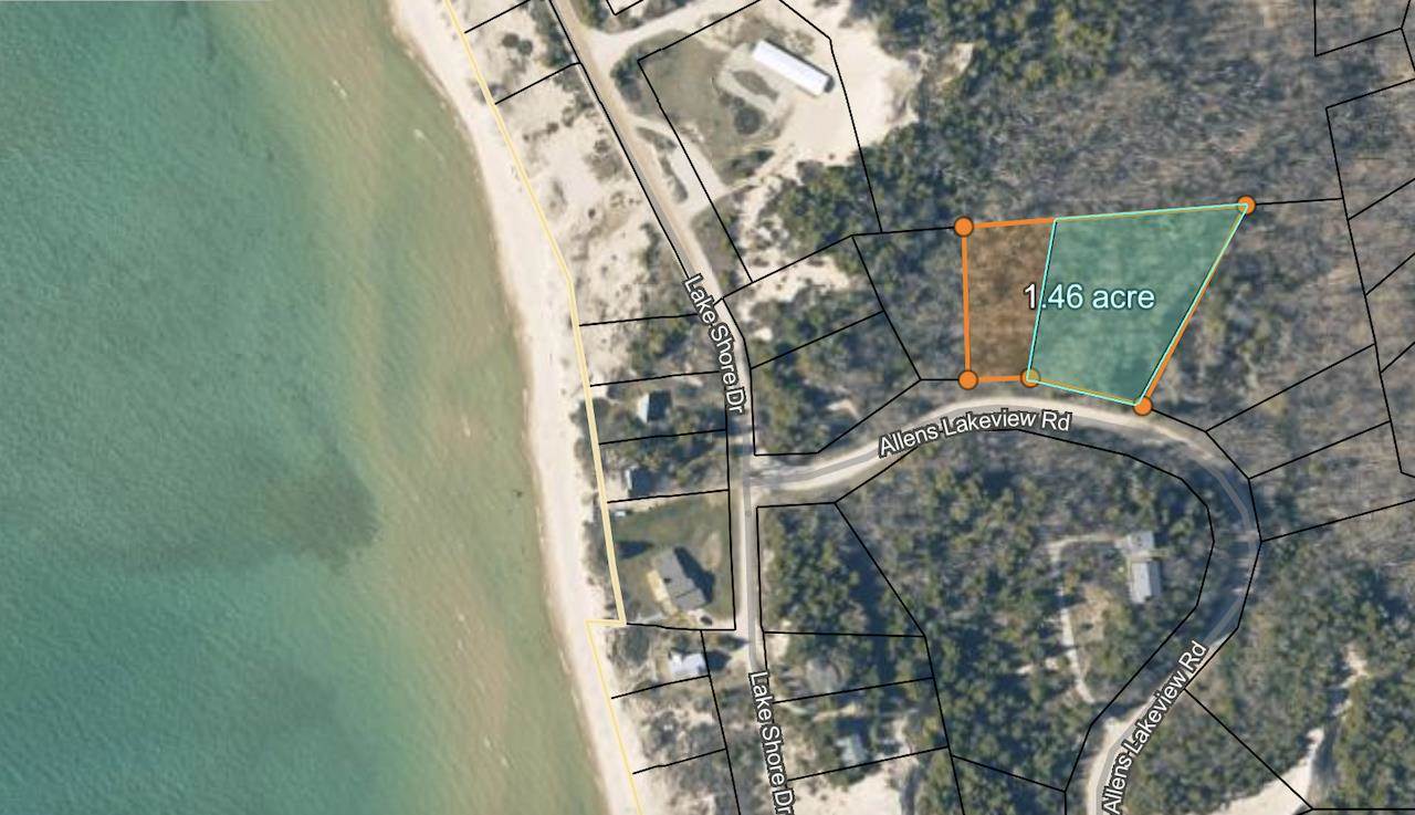 37690 37690 Allen's Lakeview Road Beaver Island MI 49782
