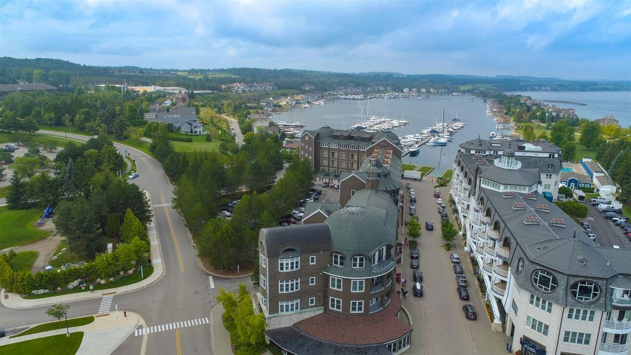 6114 Coastal Cliffs Court Bay Harbor MI 49770