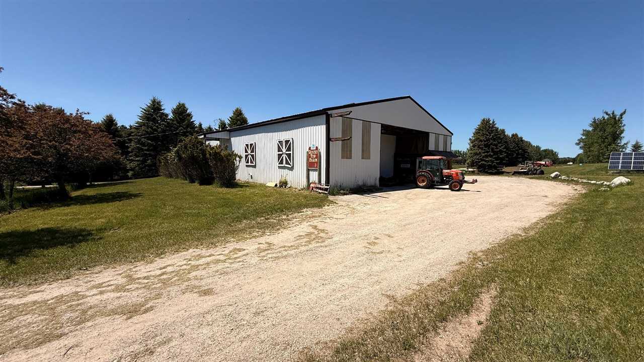 11486 Essex Ellsworth MI 49729
