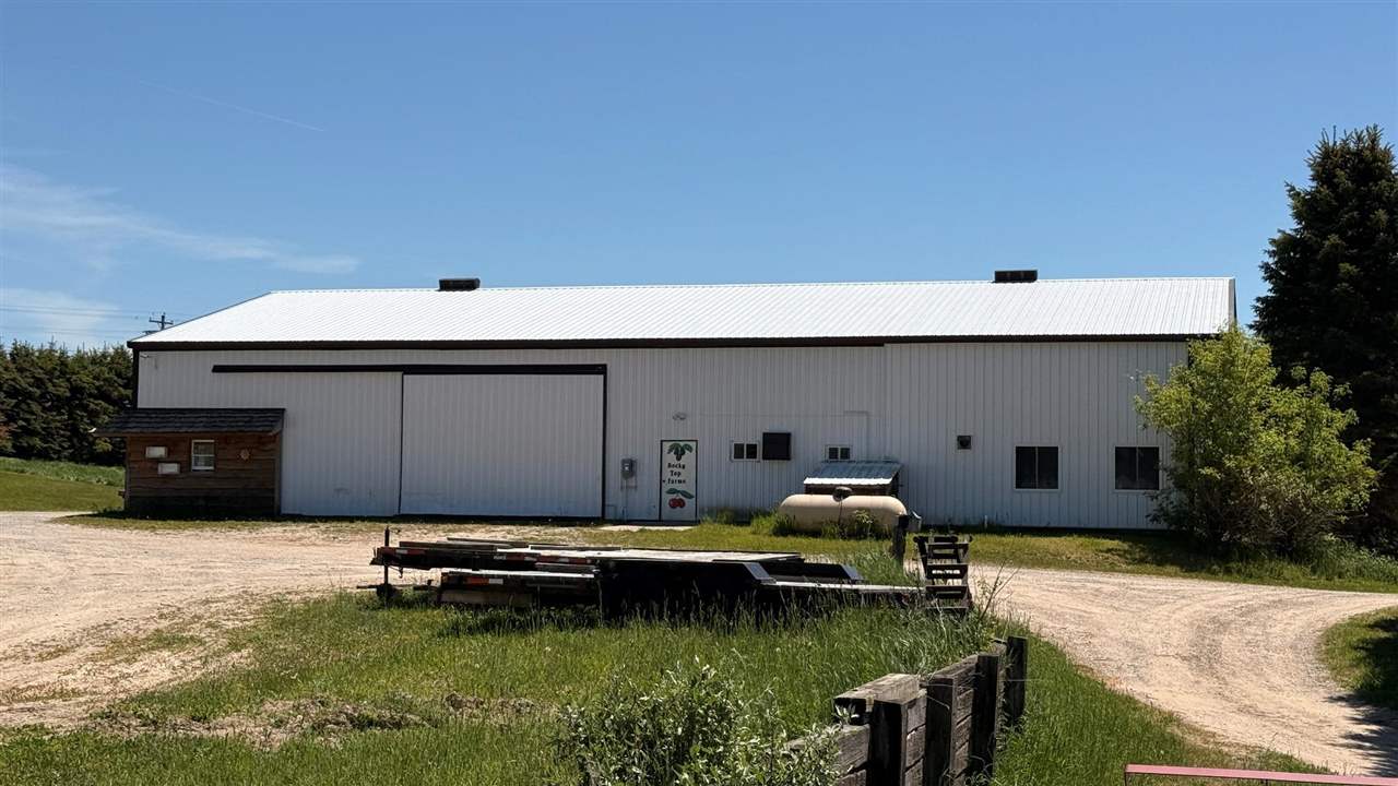 11486 Essex Ellsworth MI 49729