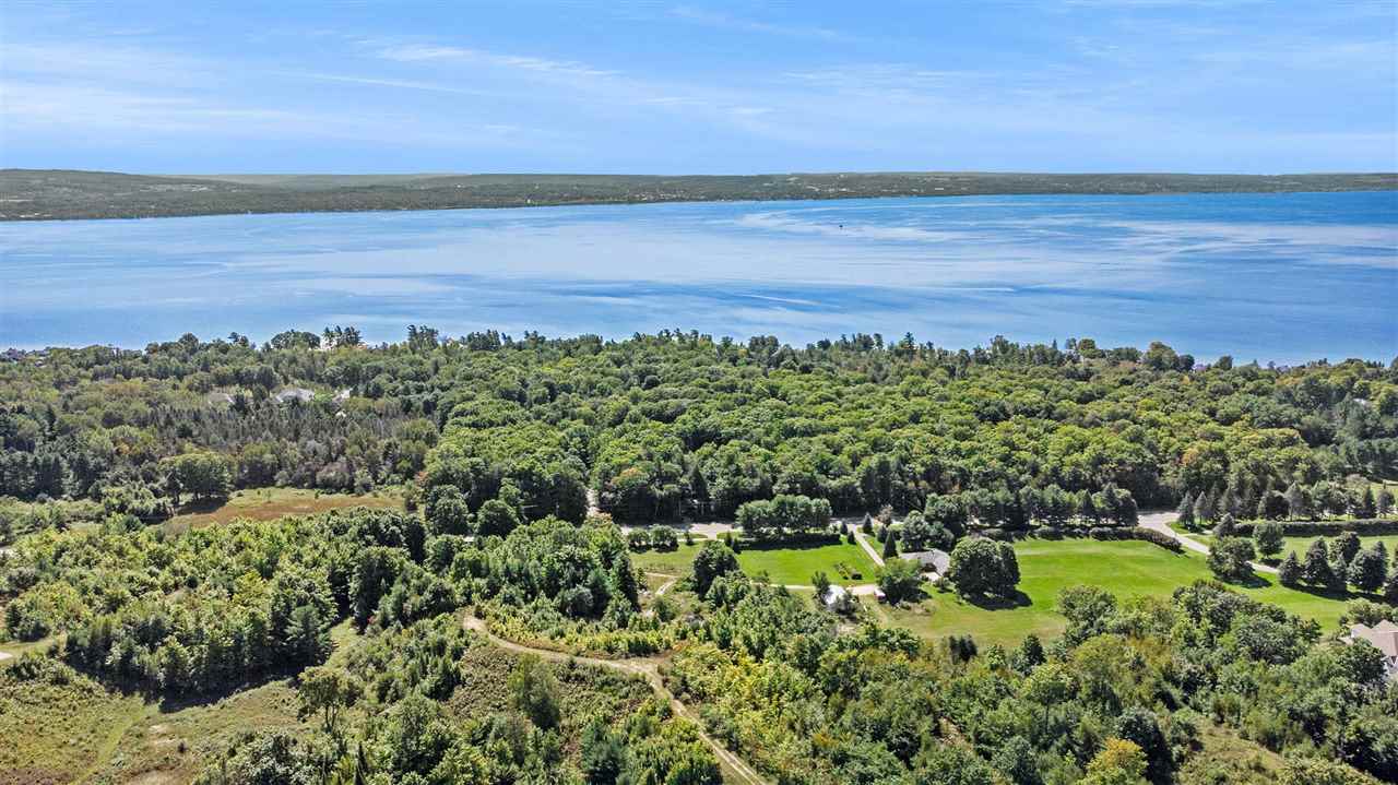 8084 Broken Ridge East Harbor Springs MI 49740