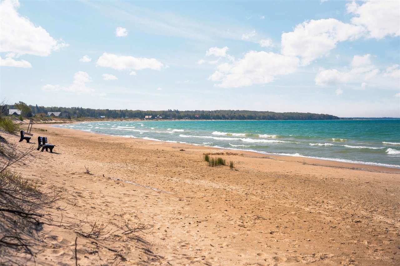 27150 South End Road Beaver Island MI 49782