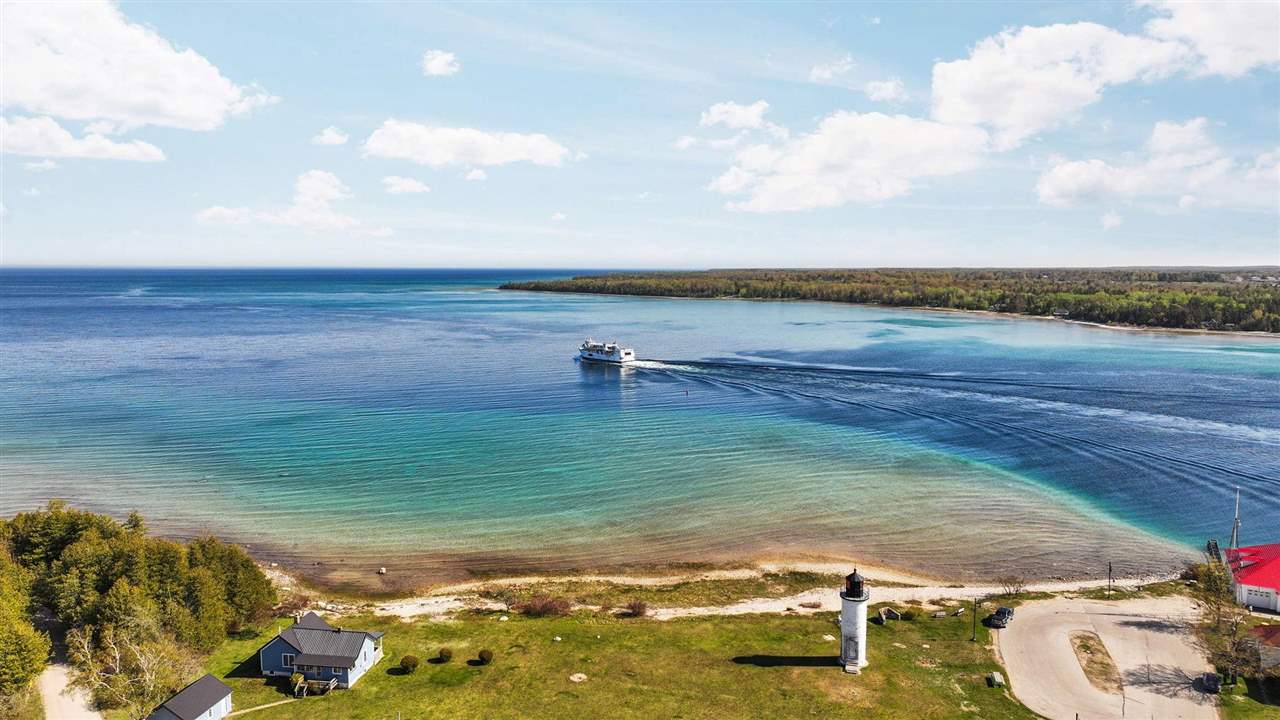 27150 South End Road Beaver Island MI 49782