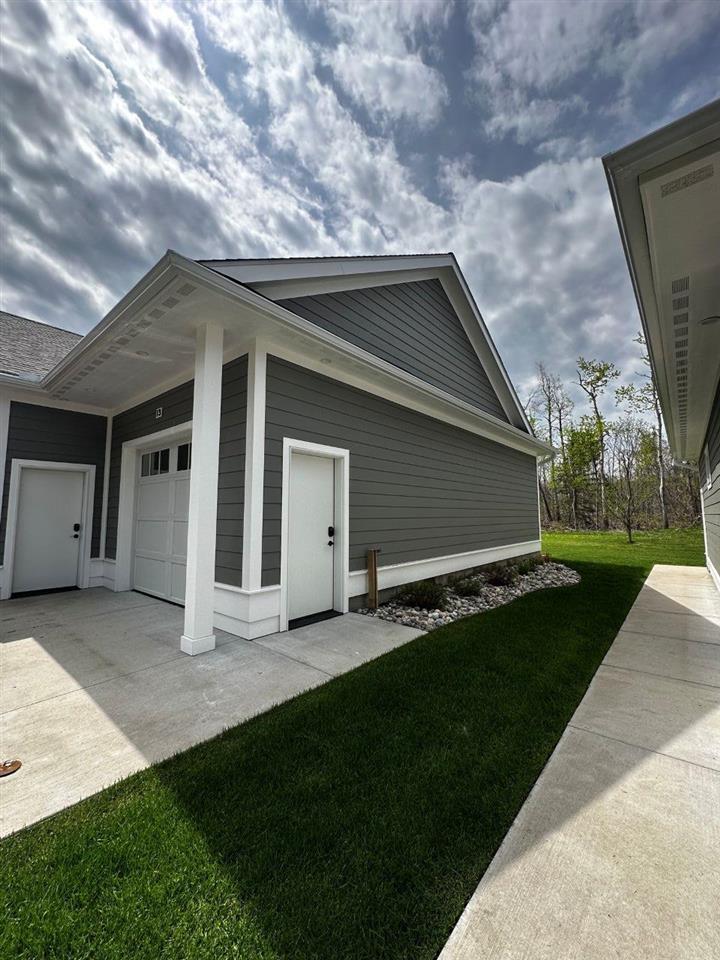 6445 Quarry Ridge Drive #13 Bay Harbor MI 49770