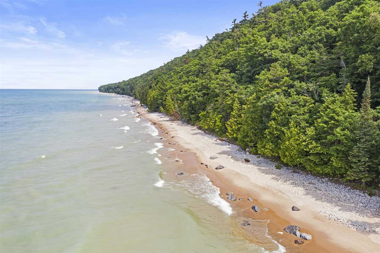 S Lake Shore Drive Harbor Springs MI 49740