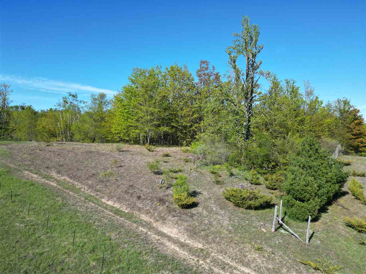 2449 Erickson Road Boyne City MI 49712