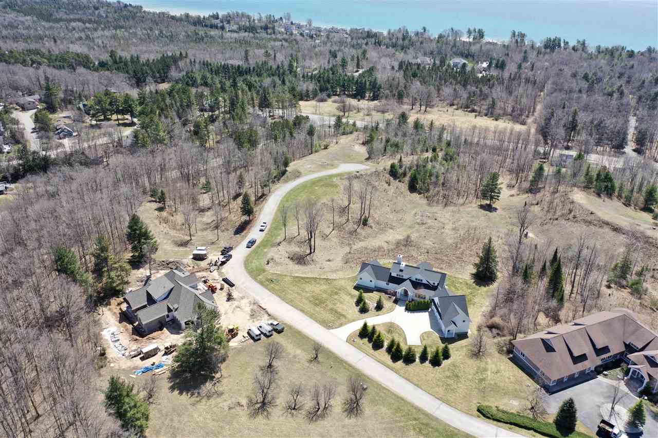8156 East Ridge Road Harbor Springs MI 49740
