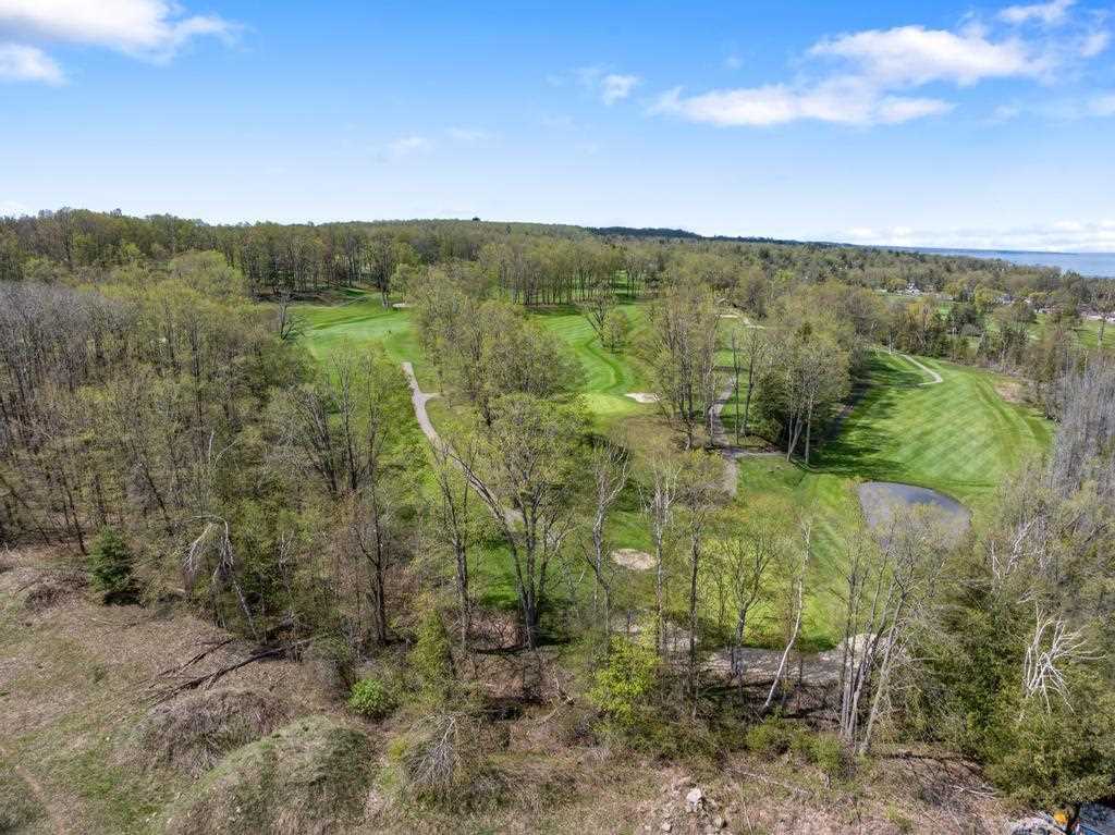 1256 Pirates Way Petoskey MI 49770