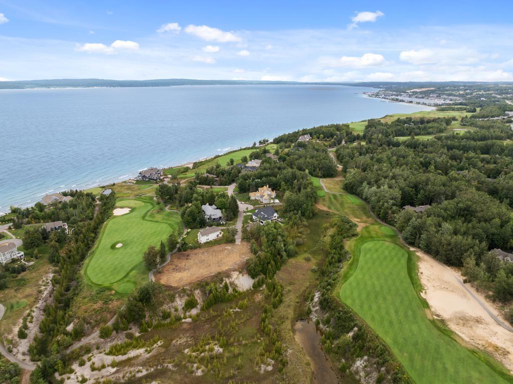 6193 Coastal Cliffs Court Bay Harbor MI 49770